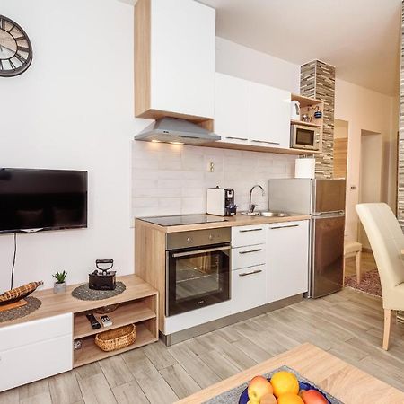 Apartment Sea Bass Neretva Ploce  Bagian luar foto