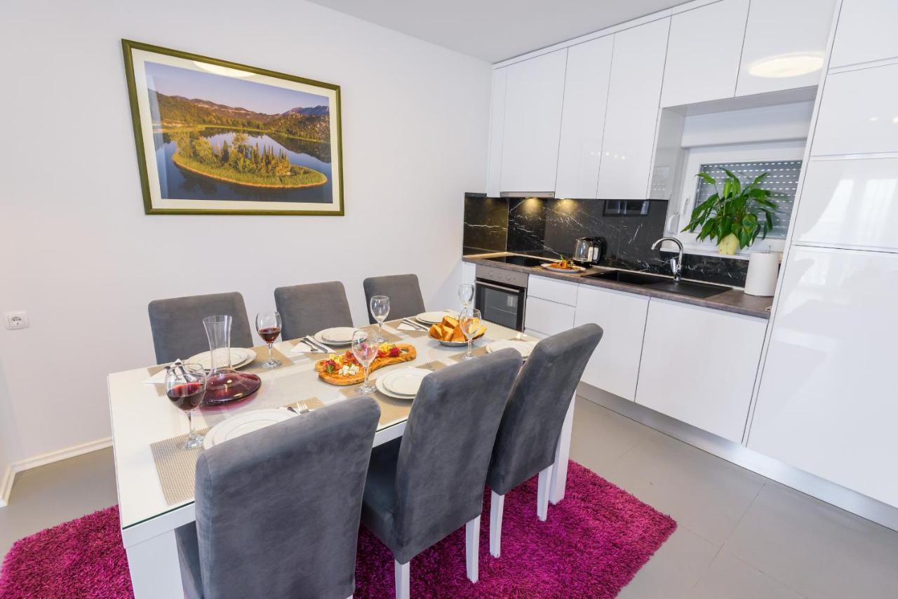 Apartment Sea Bass Neretva Ploce  Bagian luar foto